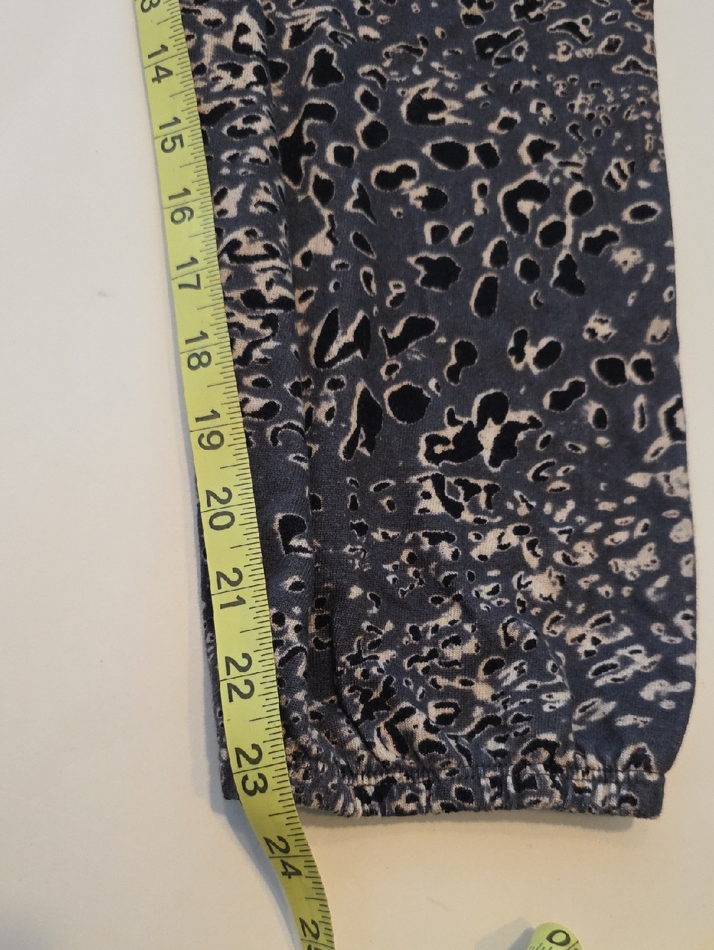 SUNDRY x Anthro Leopard Print Jogger Sweatpants Grey Charcoal Size 1 (Small) - Picture 11 of 11